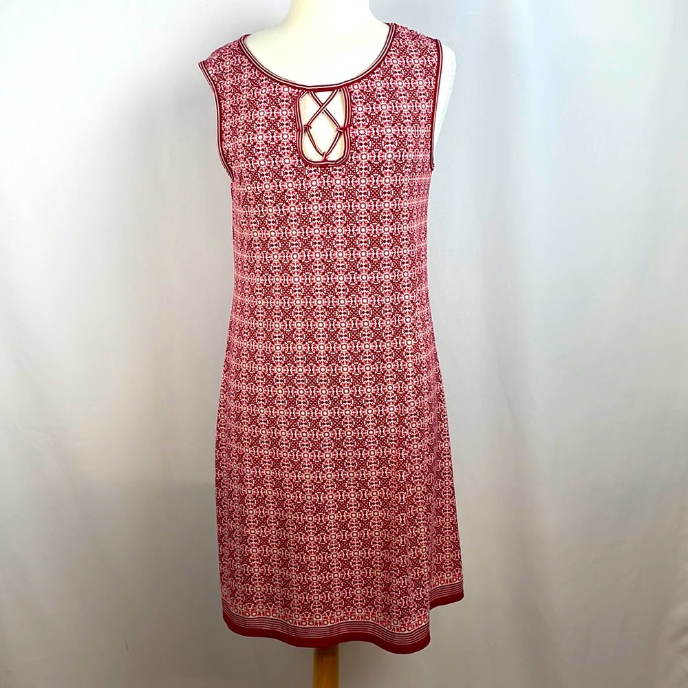 Max Studio Keyhole Shift Dress